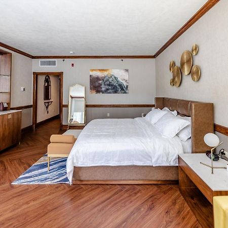 Chateau Merrimack Hotel & Spa Tyngsboro Экстерьер фото